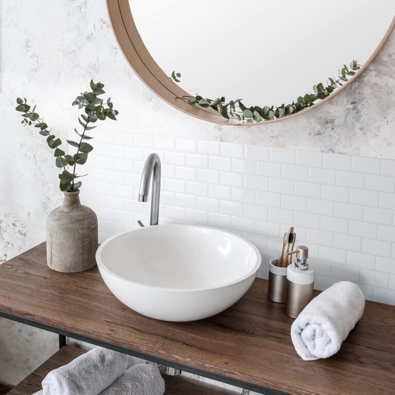 11 Genius Apartment Bathroom Ideas To Elevate Your Space - Interiors by ...